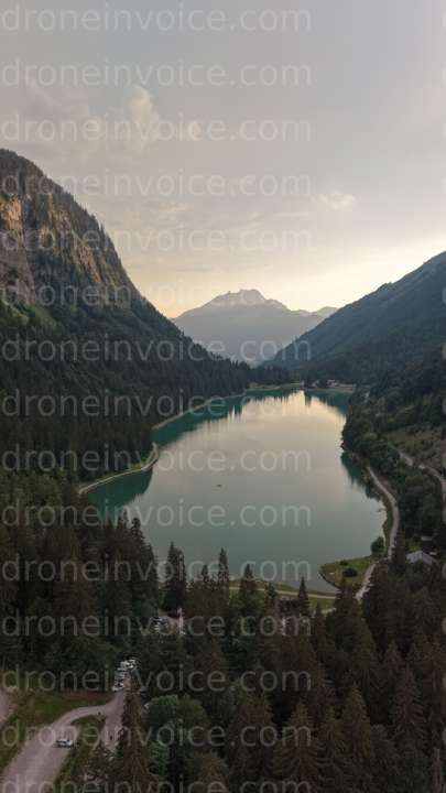 Cover for Lac de Montriond