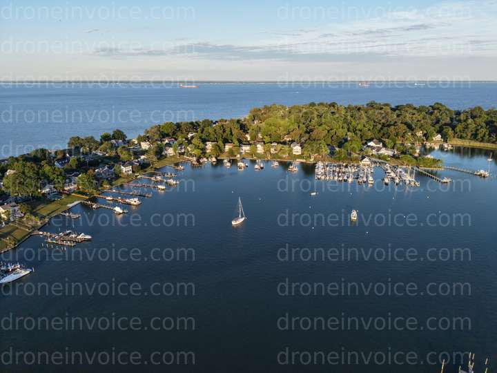 Cover for Waterfront homes and marina